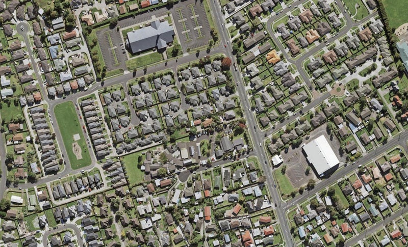 31 Robertson Road, Favona, Auckland - Carousel 1