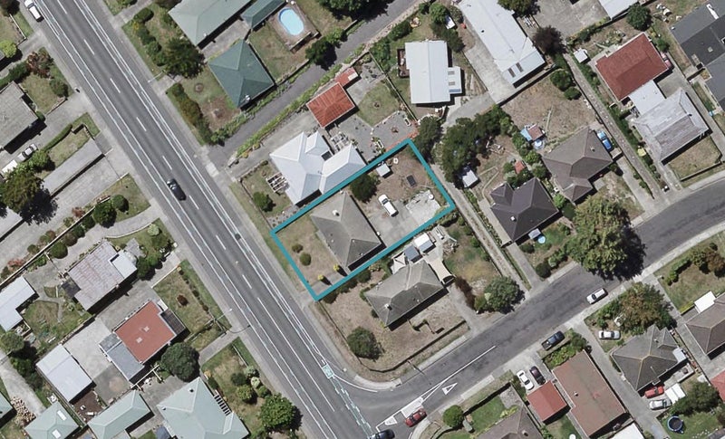 616 Grove Road, Mayfair, Hastings - Carousel 1