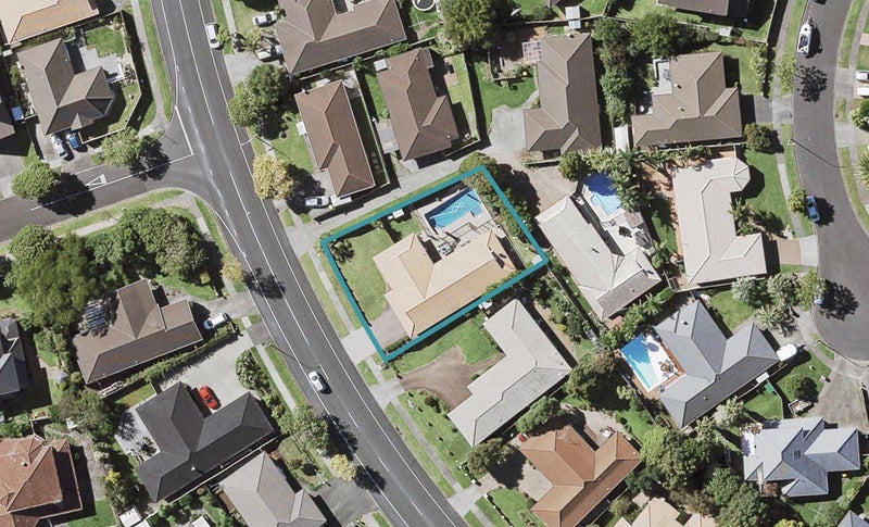 25 Kilimanjaro Drive, Northpark, Auckland - Carousel 1