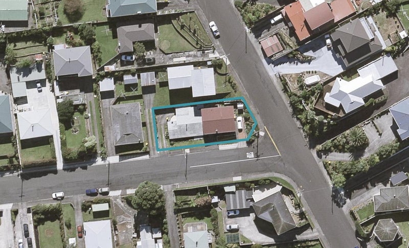 2/41 Simons Street, Moturoa, New Plymouth - Carousel 1