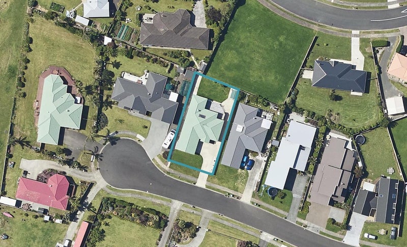 16 Athenree Heights, Athenree, Waihi Beach - Carousel 1