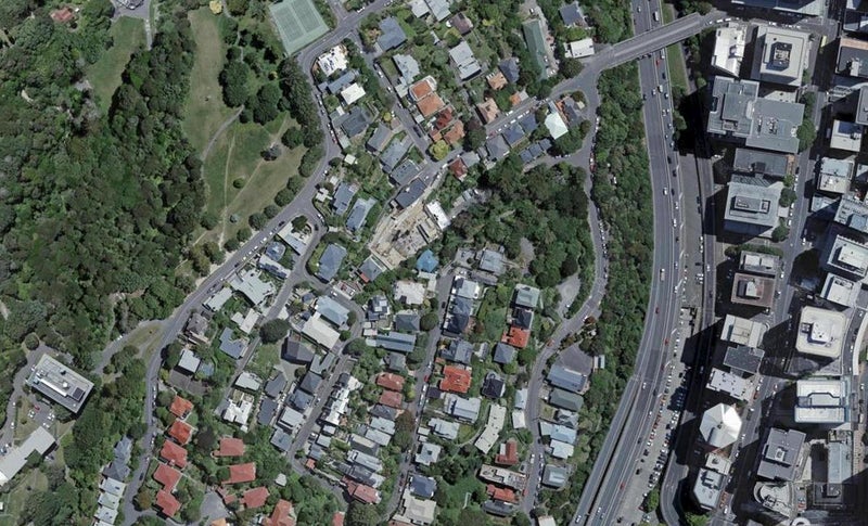 8 Talavera Terrace, Kelburn, Wellington - Carousel 1