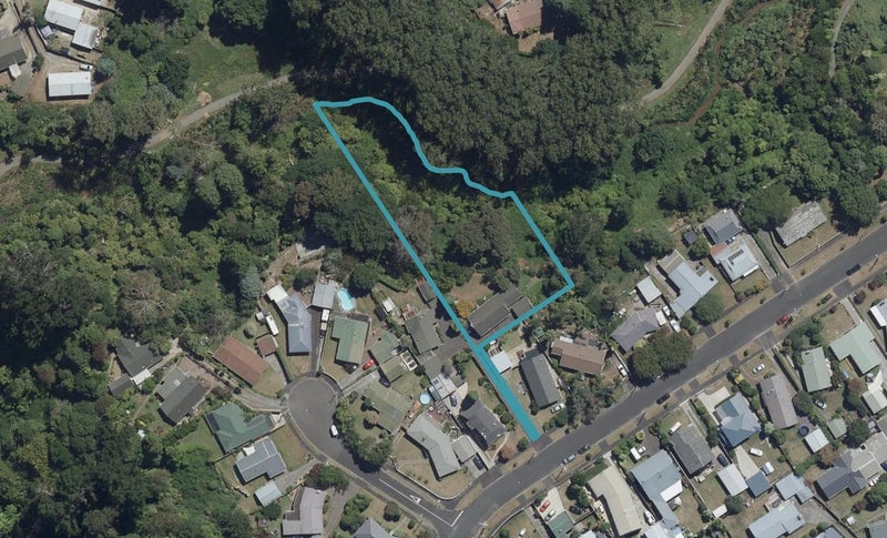 87 Fitzroy Avenue, Fitzroy, Hamilton - Carousel 1