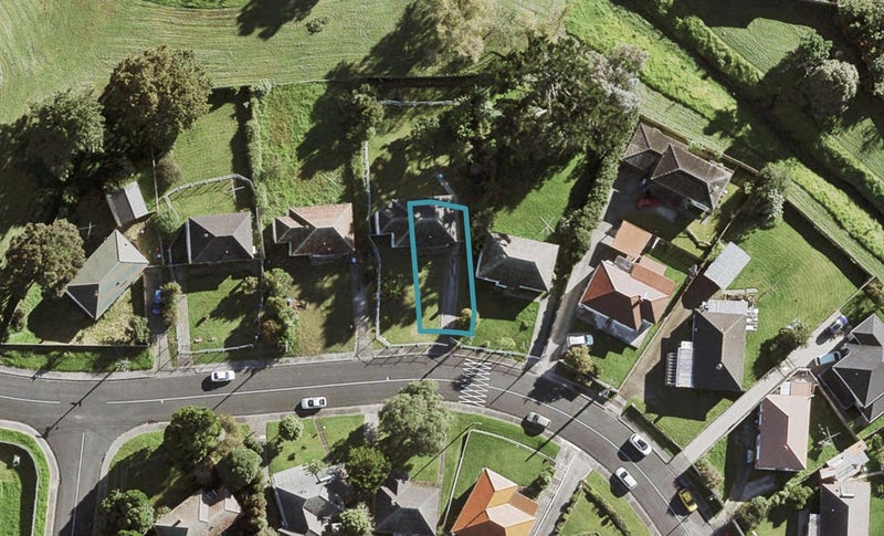 33A Freeland Avenue, Mount Roskill, Auckland - Carousel 1