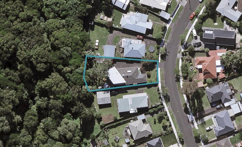25 Budleigh Street, Frankleigh Park, New Plymouth - Carousel 1
