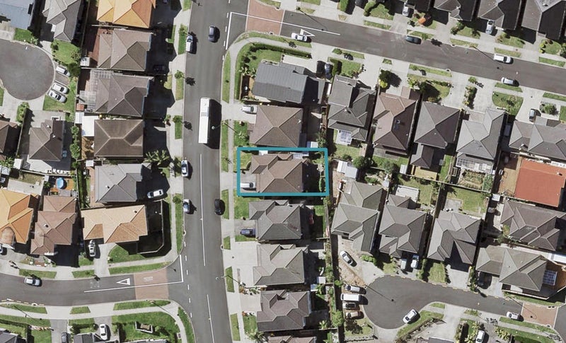 18 Kensway Drive, Flat Bush, Auckland - Carousel 1