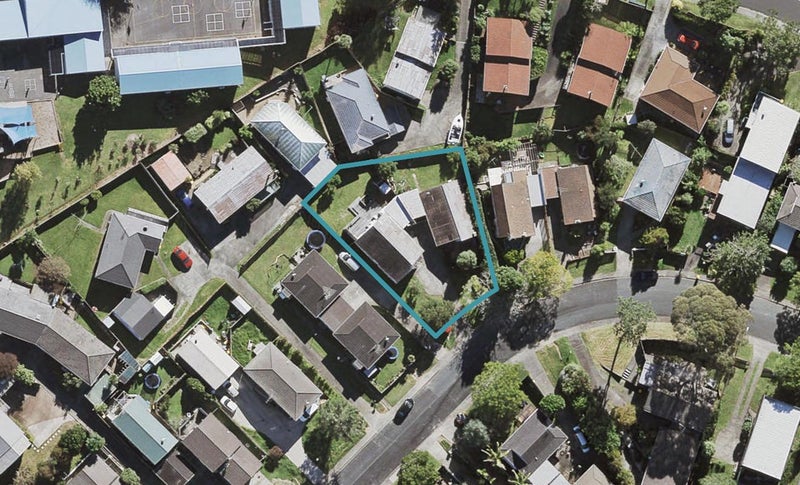 2/21 Simon Ellice Drive, Bayview, Auckland - Carousel 1