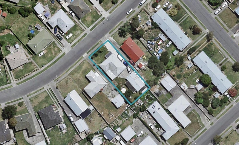 8 Plowman Crescent, Onekawa, Napier - Carousel 1
