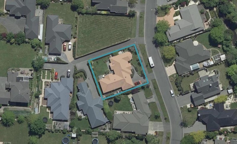 5 Sharnbrook Lane, Casebrook, Christchurch - Carousel 1
