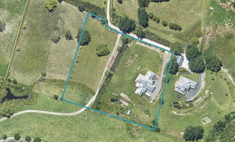 85 Miles Lane, Tauriko, Tauranga - Carousel 1