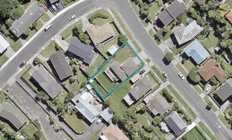 9 Waipounamu Drive, Kelson, Lower Hutt - Carousel 1