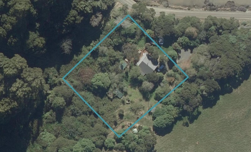 2 Rowland Street, Osborne, Port Chalmers - Carousel 1