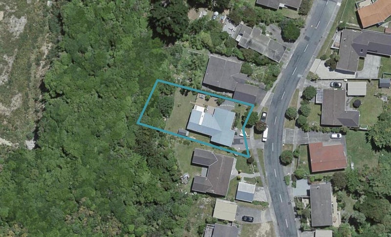 274 Mitchell Street, Brooklyn, Wellington - Carousel 1