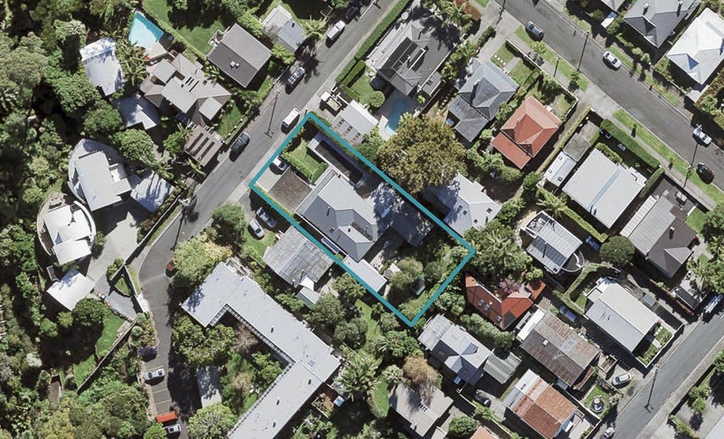 9 Edgars Road, Westmere, Auckland - Carousel 1