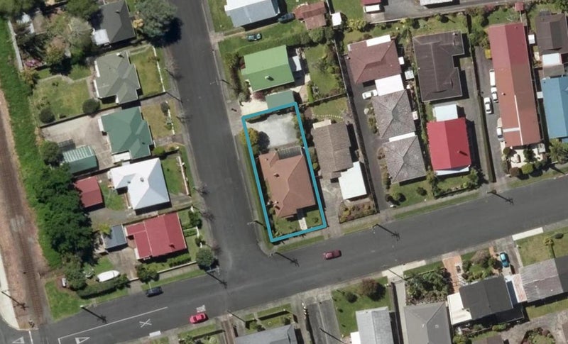 12 Wrack Street, Kensington, Whangarei - Carousel 1