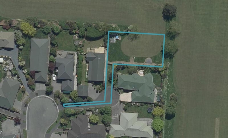 38 Farnswood Place, Redwood, Christchurch - Carousel 1