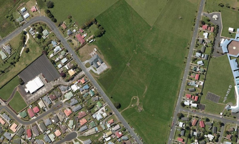 7 Tiaki Rise, Tikipunga, Whangārei - Carousel 1