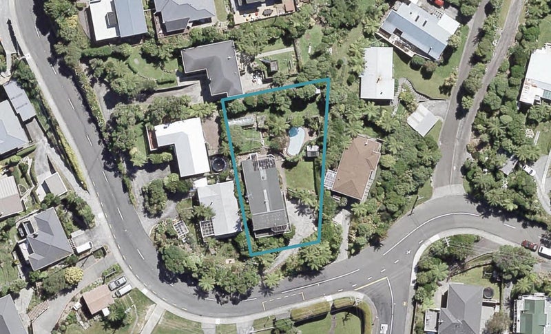 32 Poto Road, Normandale, Lower Hutt - Carousel 1