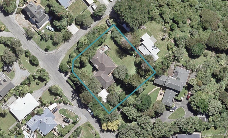 20 Foster Crescent, Belmont, Lower Hutt - Carousel 1