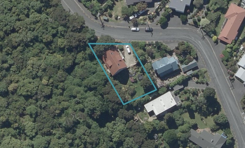 31 Tanner Road, Glenleith, Dunedin - Carousel 1