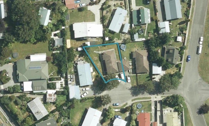 6 Pattie Place, Springlands, Blenheim - Carousel 1