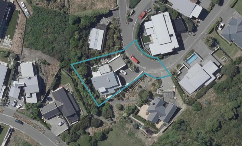 15 Challenger Lane, Redcliffs, Christchurch - Carousel 1