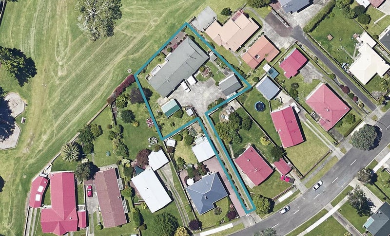 1/114A Douglas Street, Whakatane, Whakatāne - Carousel 1