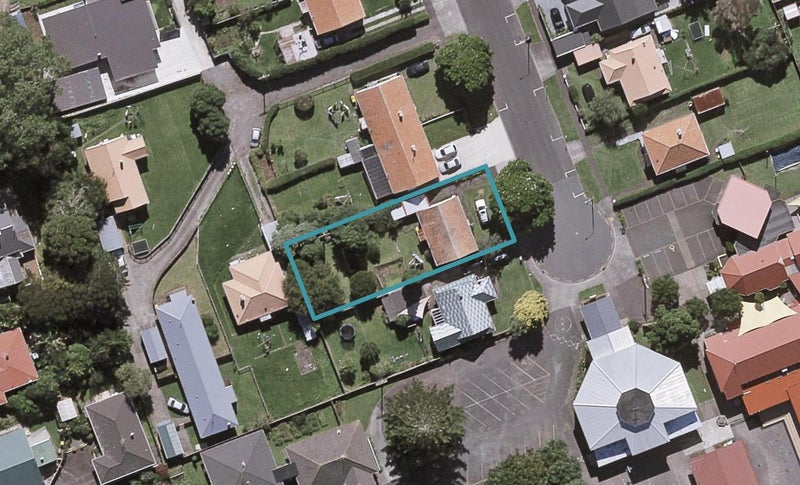 20 Clinton Street, Fitzroy, New Plymouth - Carousel 1