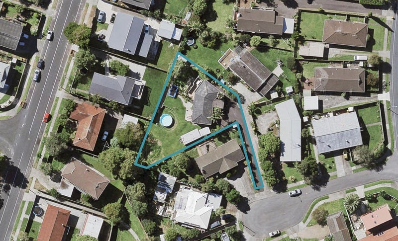 7 Hemsway Place, Sunnyhills, Auckland - Carousel 1