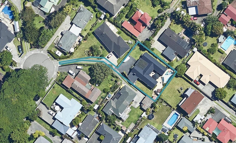 12 Idesia Grove, Matua, Tauranga - Carousel 1