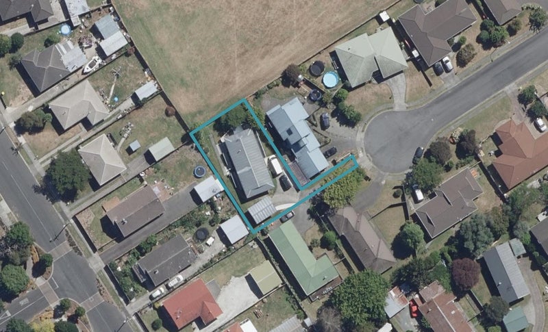 29 Dover Road, St Andrews, Hamilton - Carousel 1