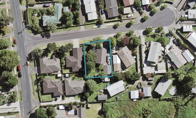 3 Macrocarpa Place, Ranui, Auckland - Carousel 1