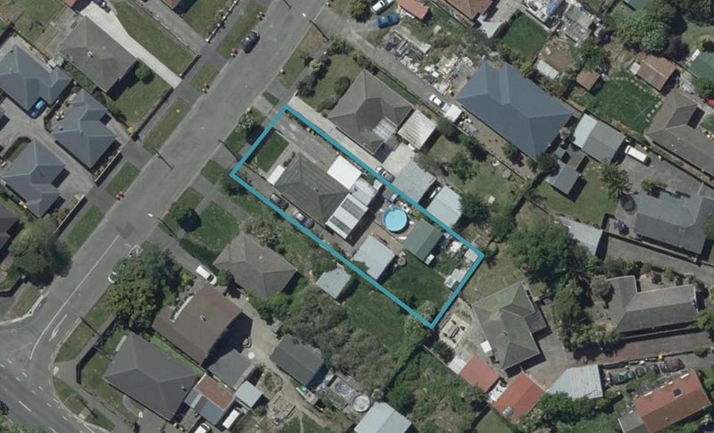 8 McGregors Road, Bromley, Christchurch - Carousel 1