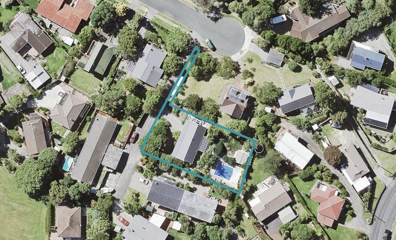 14 Fallow Street, Browns Bay, Auckland - Carousel 1