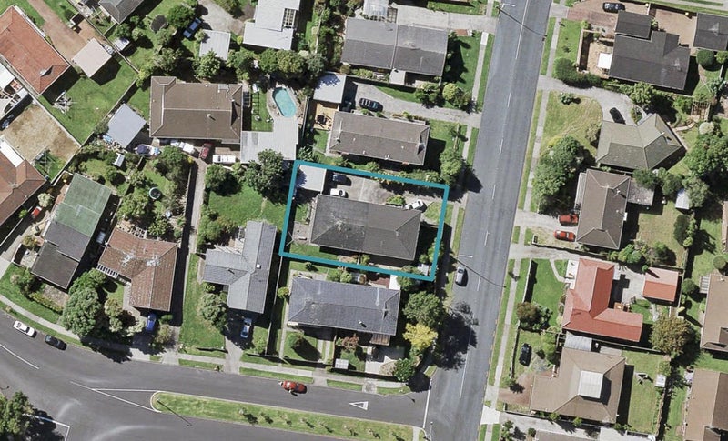 2/48 Stanniland Street, Sunnyhills, Auckland - Carousel 1