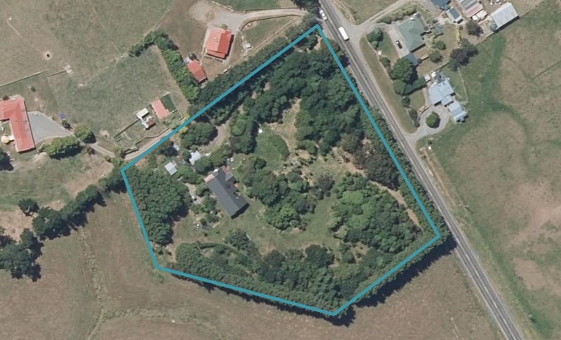 1078 Tennent Drive, Linton, Palmerston North - Carousel 1