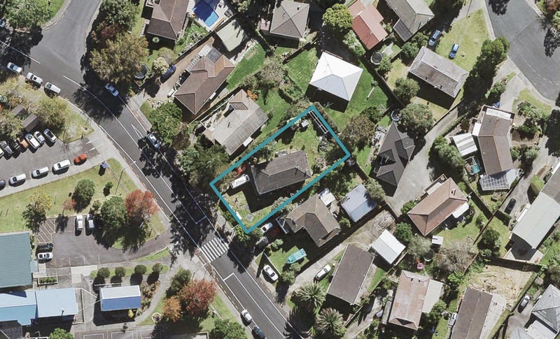 65 Bayview Road, Bayview, Auckland - Carousel 1