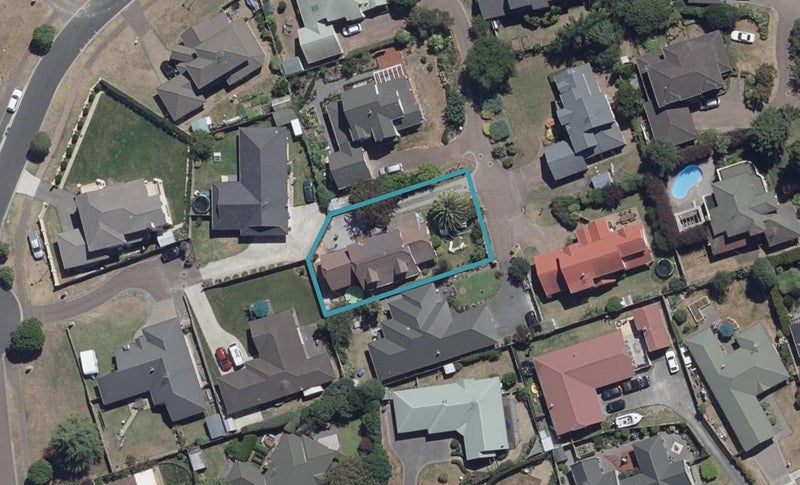 19 Nielsen Gardens, Rototuna, Hamilton - Carousel 1