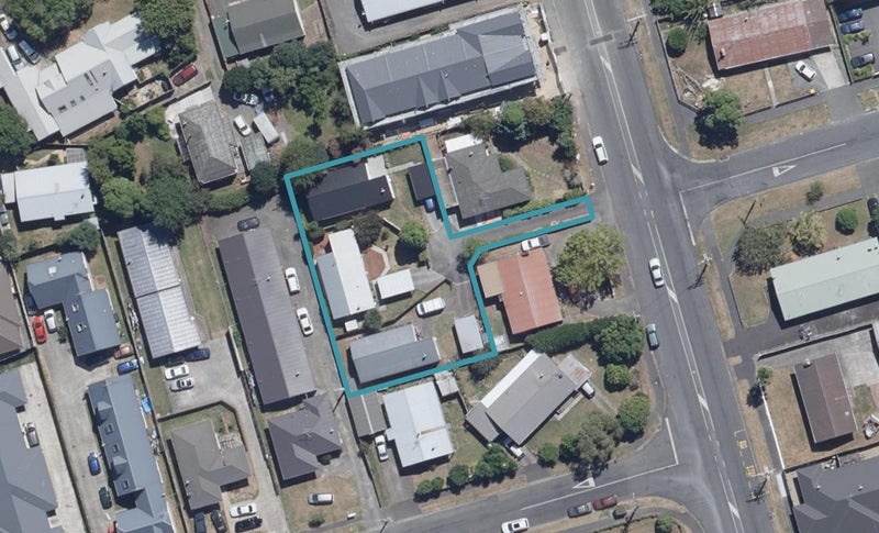 81B Cameron Road, Hamilton East, Hamilton - Carousel 1