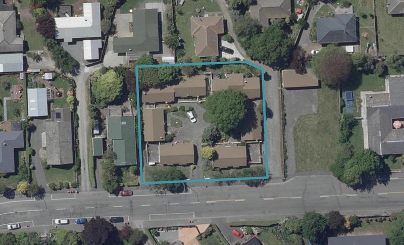 2/10 Martindales Road, Heathcote Valley, Christchurch - Carousel 1