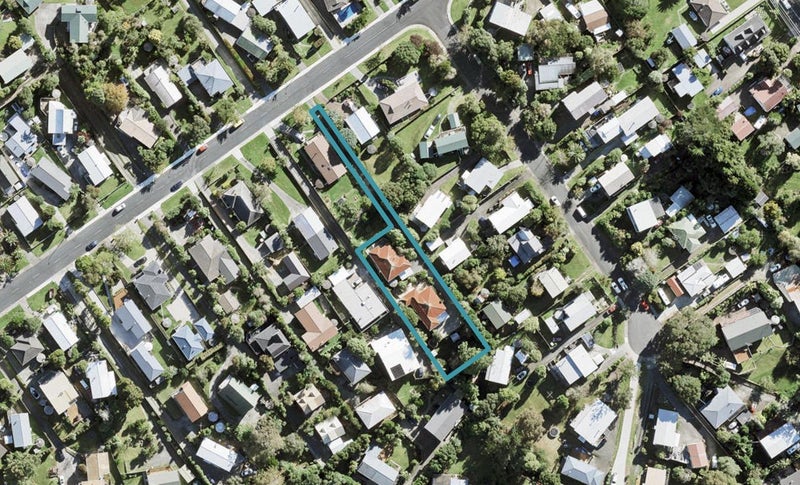 12B Brian Crescent, Stanmore Bay, Whangaparaoa - Carousel 1