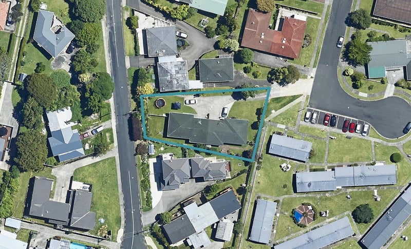 45 Shelley Street, Otumoetai, Tauranga - Carousel 1