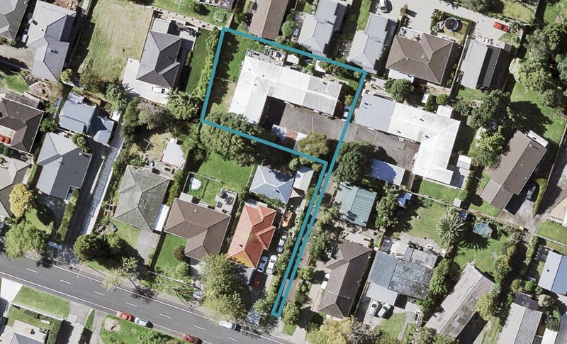 6/33 Rodney Street, Howick, Auckland - Carousel 1