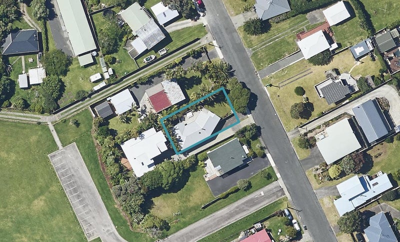 4 Hillview Road, Waihi Beach, Waihi Beach - Carousel 1