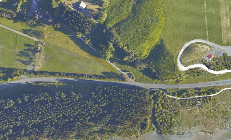 166 State Highway 1, Kaikoura - Carousel 1