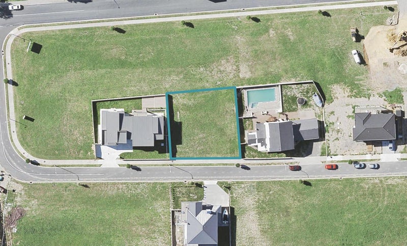 8 Te Makuru Lane, Maraetai, Auckland - Carousel 1