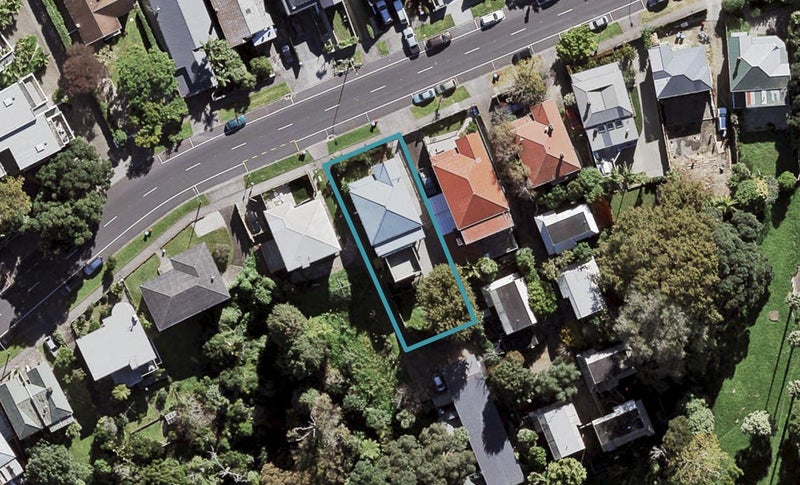26 West End Road, Herne Bay, Auckland - Carousel 1