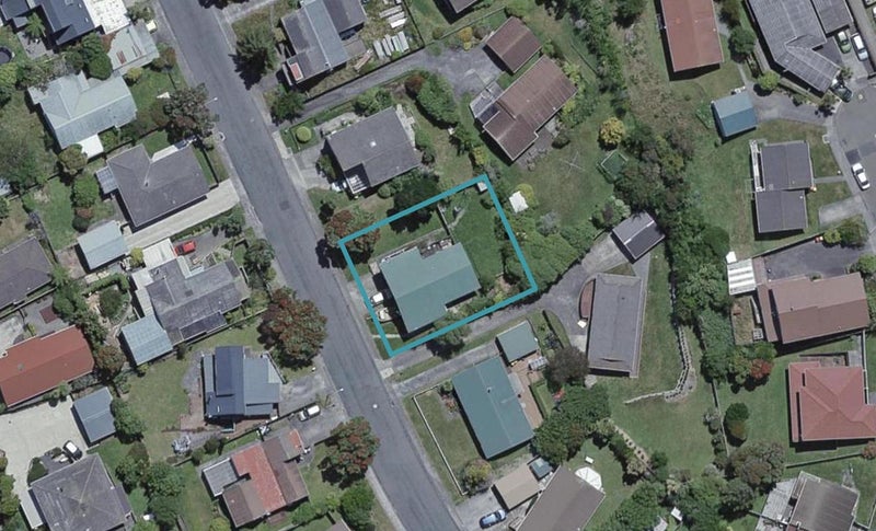 9 Guadeloupe Crescent, Grenada Village, Wellington - Carousel 1