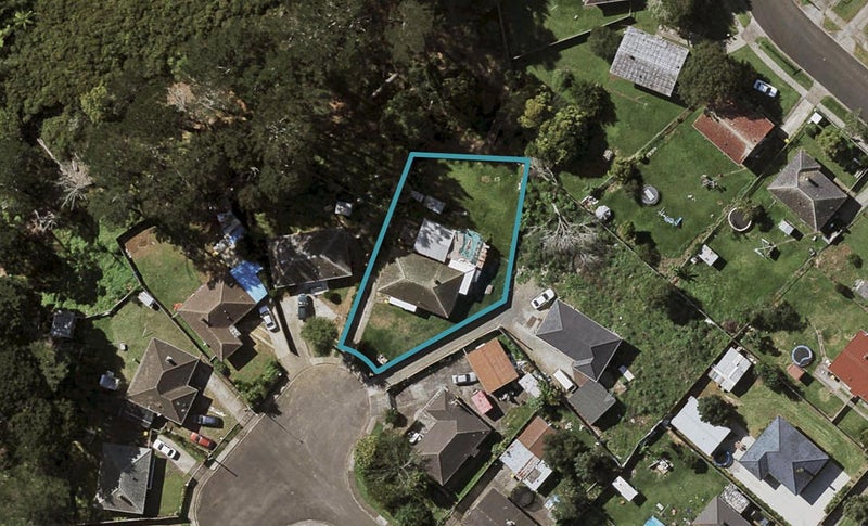 7 Eccles Place, Otara, Auckland - Carousel 1