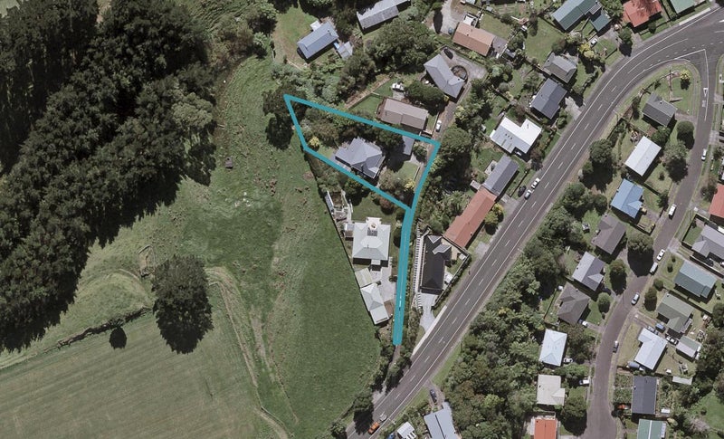 180B Omata Road, Blagdon, New Plymouth - Carousel 1